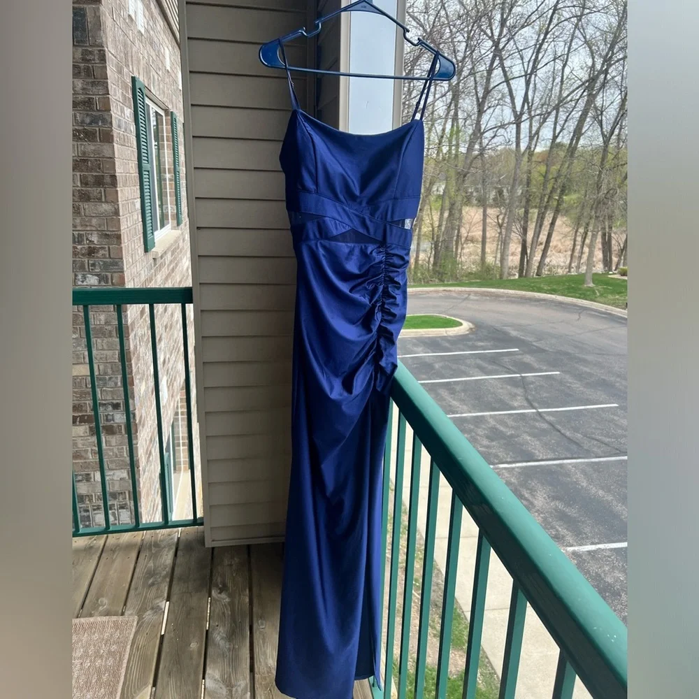 ๐ Emerald Sundae Navy Ruched Cutout Evening Prom Gown Size L - Picture 5 of 11